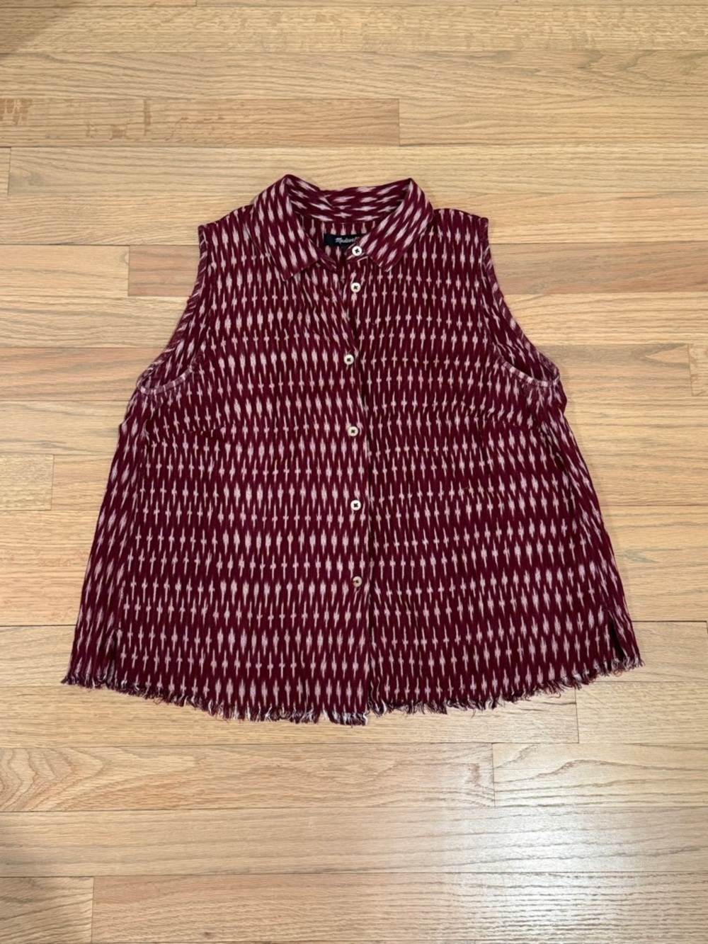 Women’s Madewell Burgundy Sleeveless Patterned Button-Down Top, Size XS